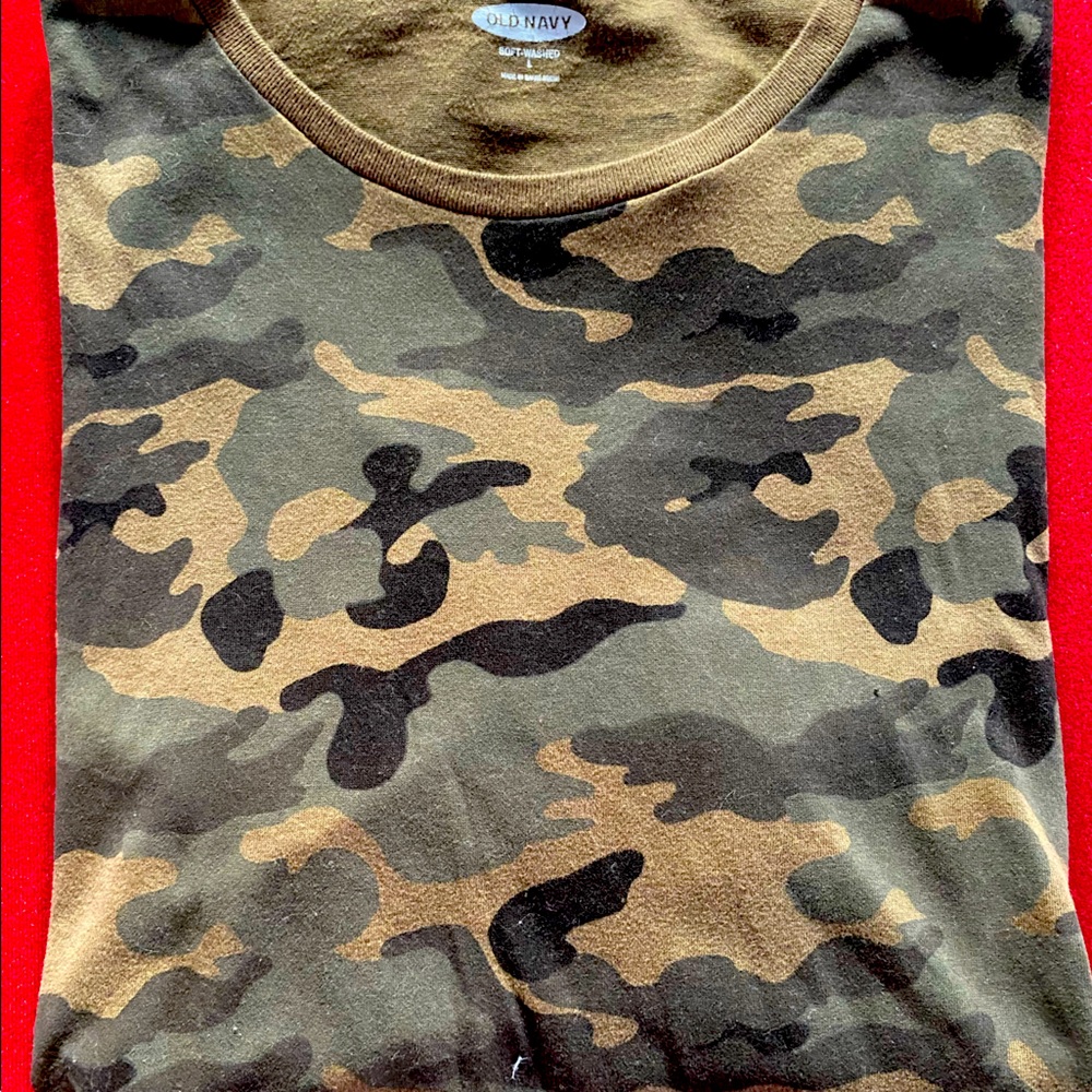 Old Navy Camo T-Shirt